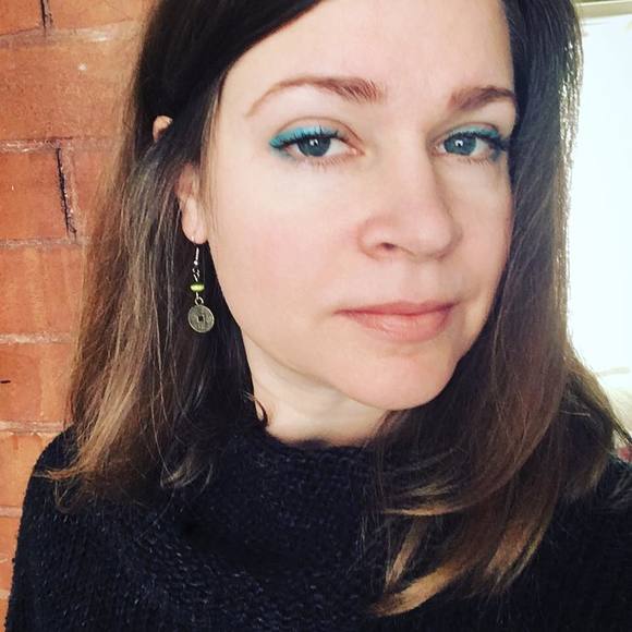 Meet your Posher, Stephanie - Picture 1 of 1